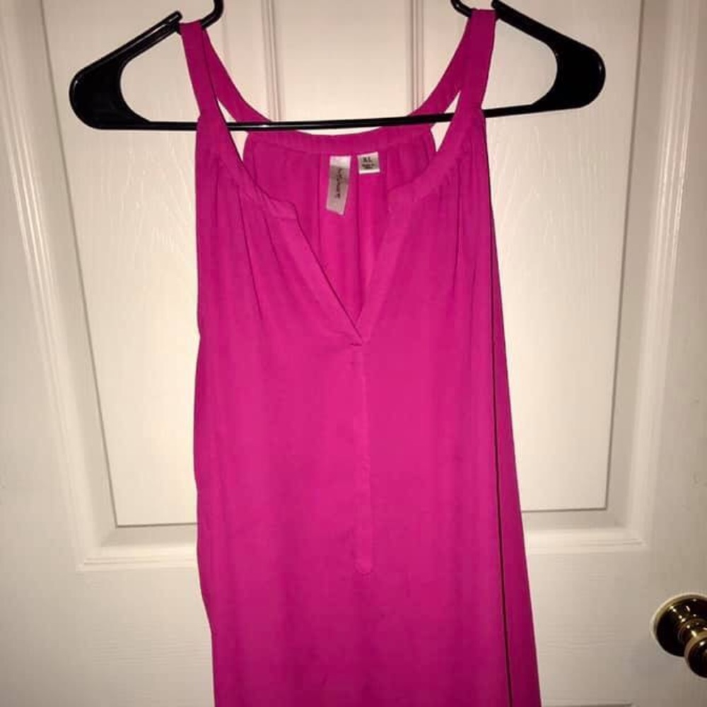 Women’s Tank — size XL